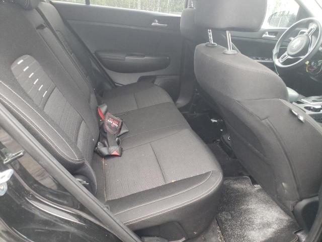 KNDPMCAC8J7379948 KIA Sportage Lx