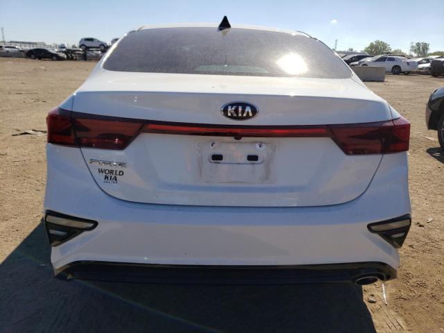 3KPF24AD4ME378378 KIA FORTE FE