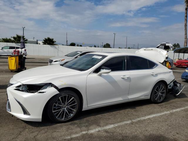 2022 Lexus ES 300h 