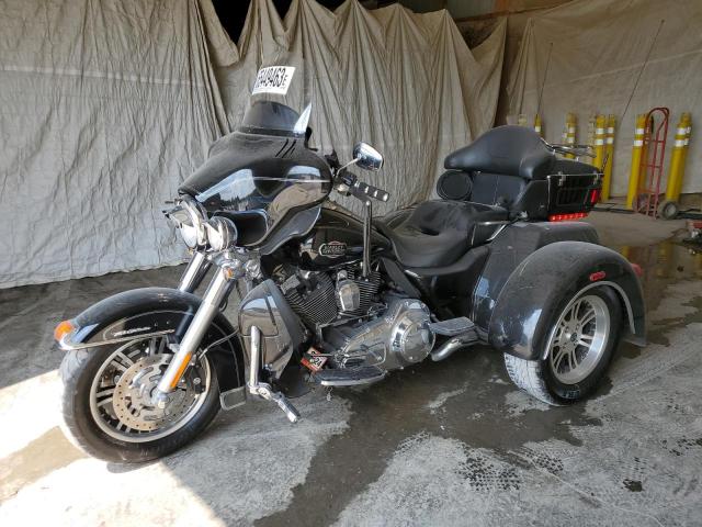 2011 HARLEY-DAVIDSON FLHTCUTG 1HD1MAM18BB855195