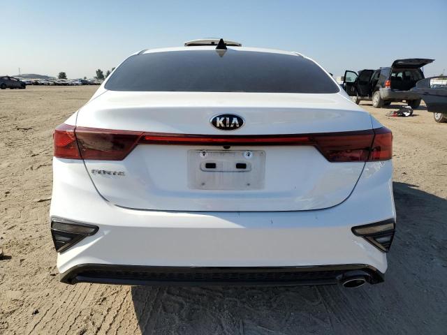 3KPF24AD3ME403285 KIA FORTE FE