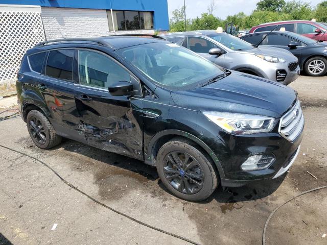 1FMCU9HD0JUC04980 2018 FORD ESCAPE, photo no. 4