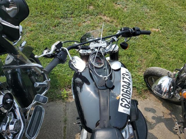 2019 HARLEY-DAVIDSON FLSL - 1HD1YDJ24KB055013