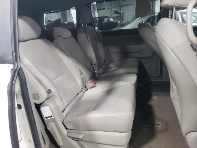 KNDMB5C10G6119574 KIA SEDONA LX