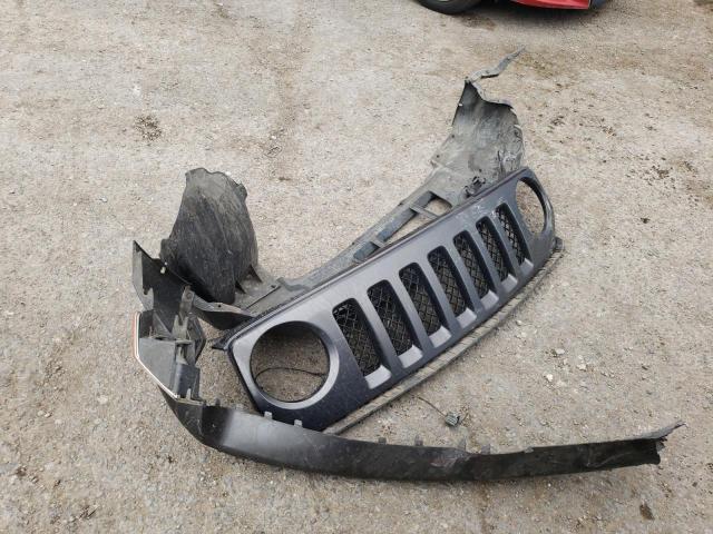 1C4NJPFA9GD813867 Jeep Patriot Latitude