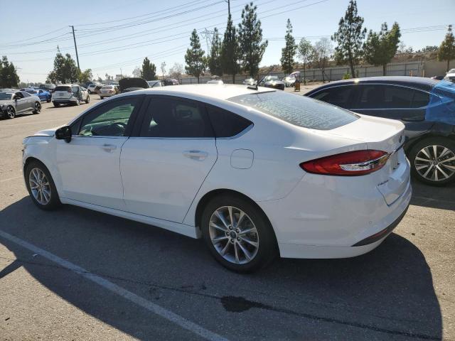 3FA6P0H73HR368102 Ford FUSION SE