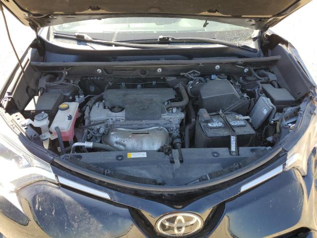 2T3BFREV0HW630902 Toyota RAV4 LE