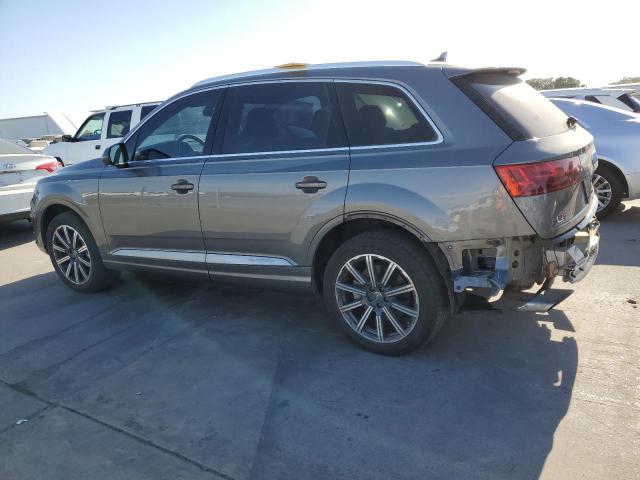 WA1LAAF77HD024055 2017 AUDI Q7, photo no. 2