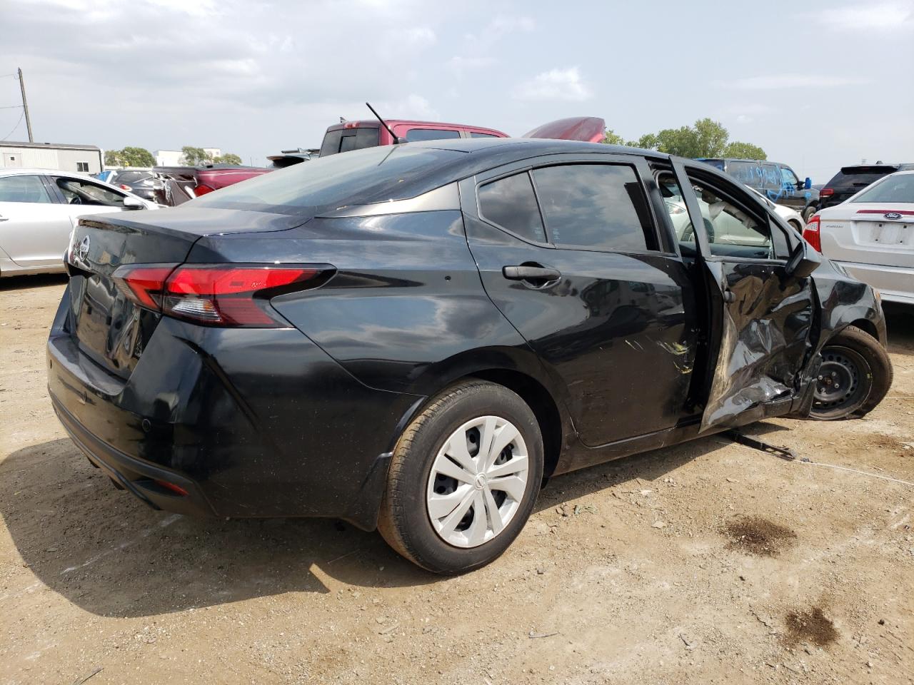 3N1CN8DV7ML818260 2021 Nissan Versa S