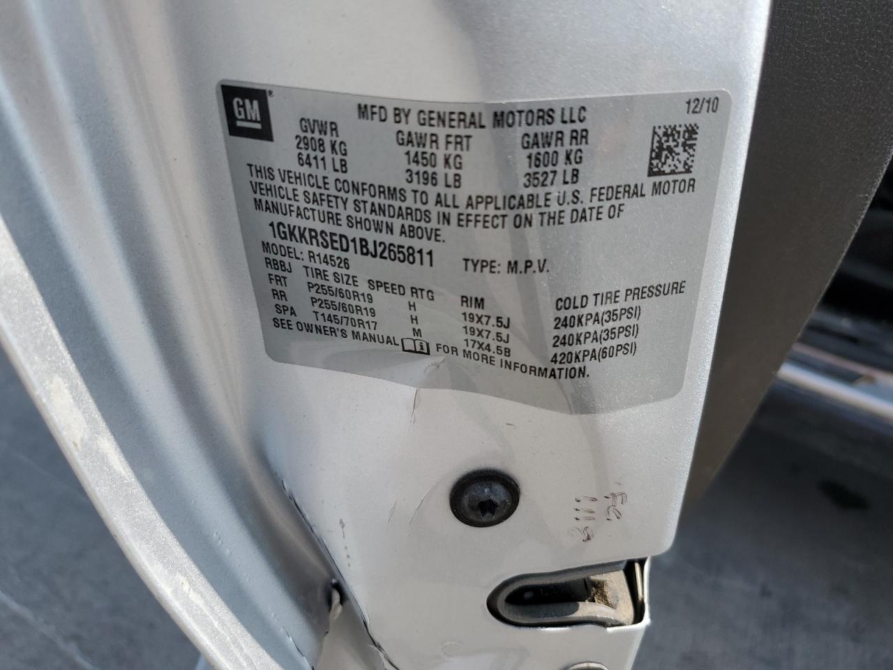 1GKKRSED1BJ265811 2011 GMC Acadia Slt-2