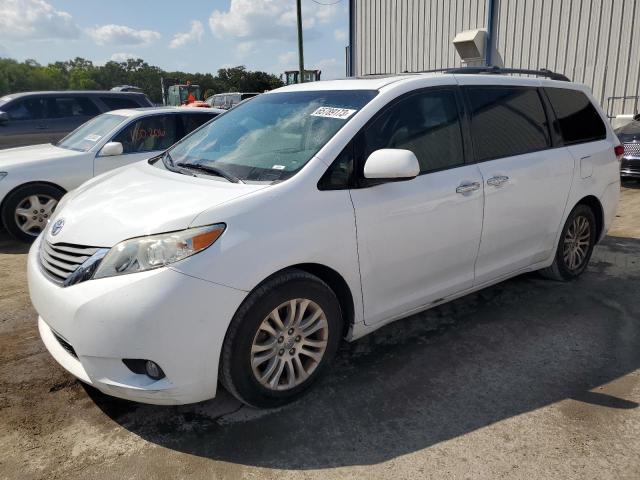 2014 Toyota Sienna XLE