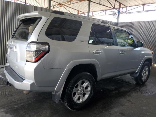 JTEMU5JR9N6032106 Toyota 4Runner SR 3