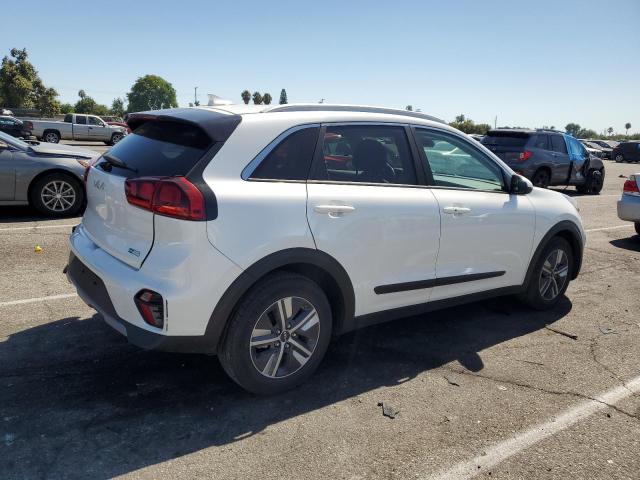 KNDCB3LC2N5548641 KIA NIRO LX