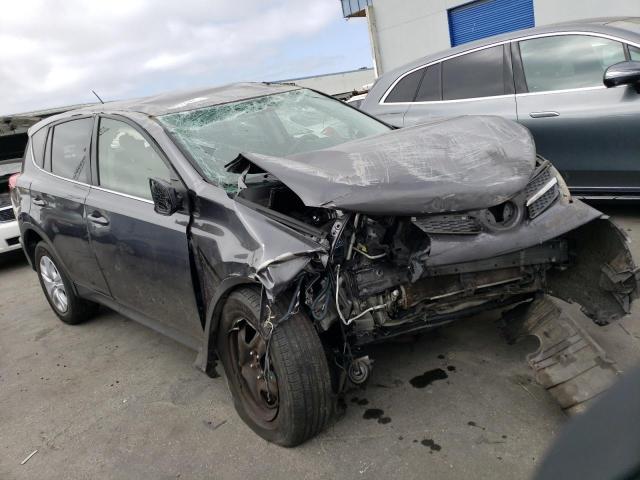 JTMZFREVXFJ051183 Toyota RAV4 LE