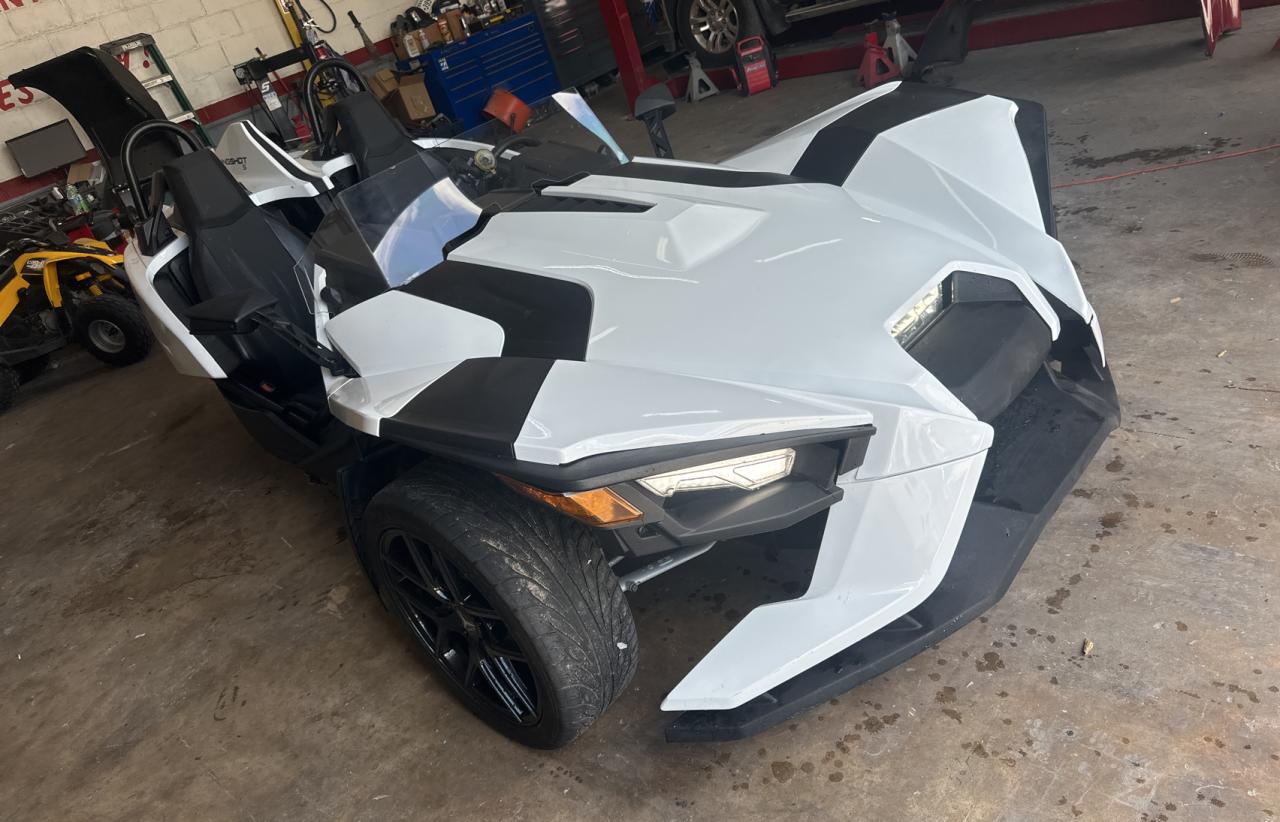 2015 Polaris Slingshot дром