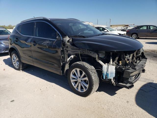 JN1BJ1CP7JW183905 Nissan Rogue Sport S