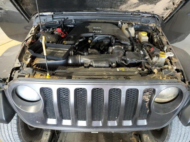 1C4HJXDG2JW272631 Jeep Wrangler Unlimited Sport