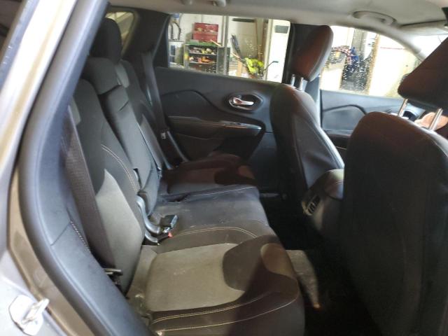 1C4PJLAB8GW243656 Jeep Cherokee Sport