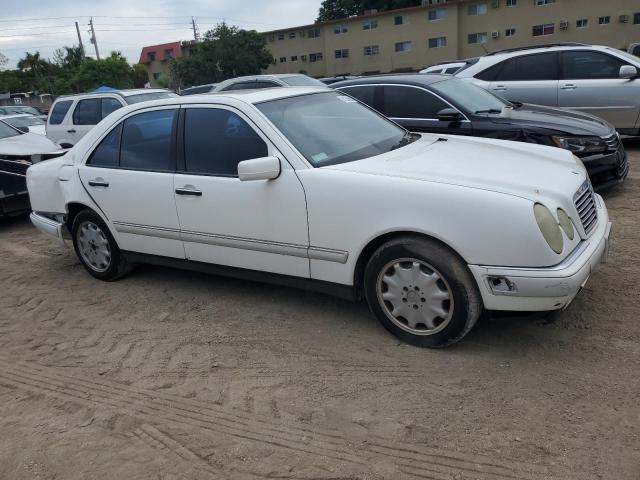 1996 Mercedes-Benz E 320 VIN: WDBJF55F8TJ013296 Lot: 54574284