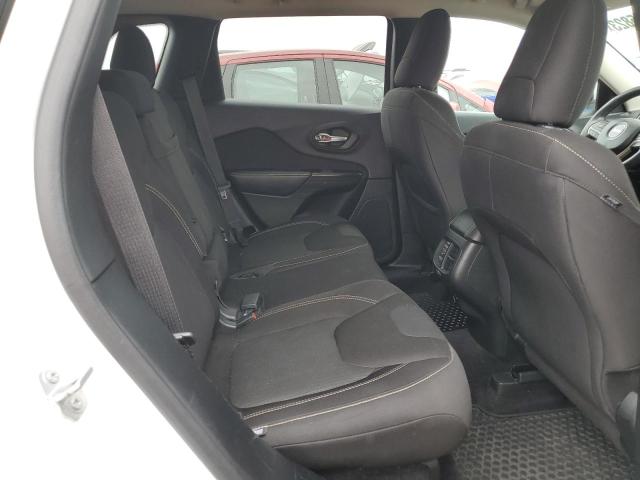 1C4PJMCS7FW529841 Jeep Cherokee Latitude