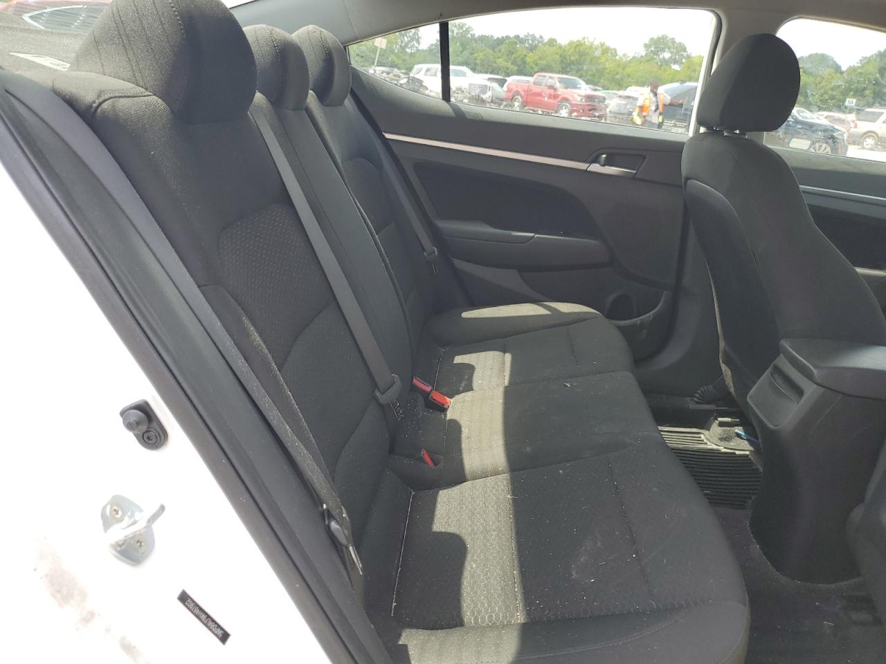 5NPD84LF9KH461902 2019 Hyundai Elantra Sel