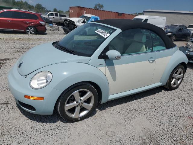 Volkswagen New Beetle 2010