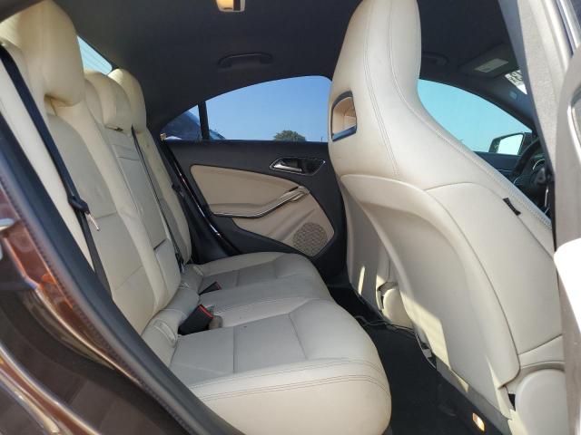 WDDSJ4EBXJN592413 Mercedes-Benz CLA 250