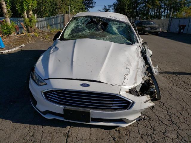 3FA6P0HD0KR279598 Ford FUSION SE