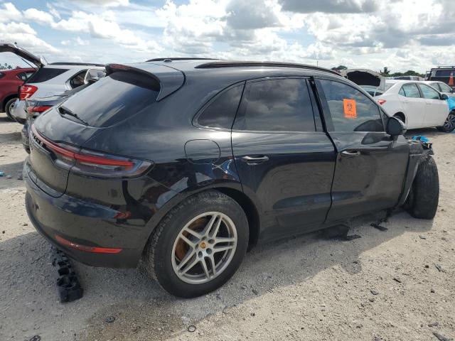 VIN WP1AA2A57LLB01478 2020 Porsche Macan no.3