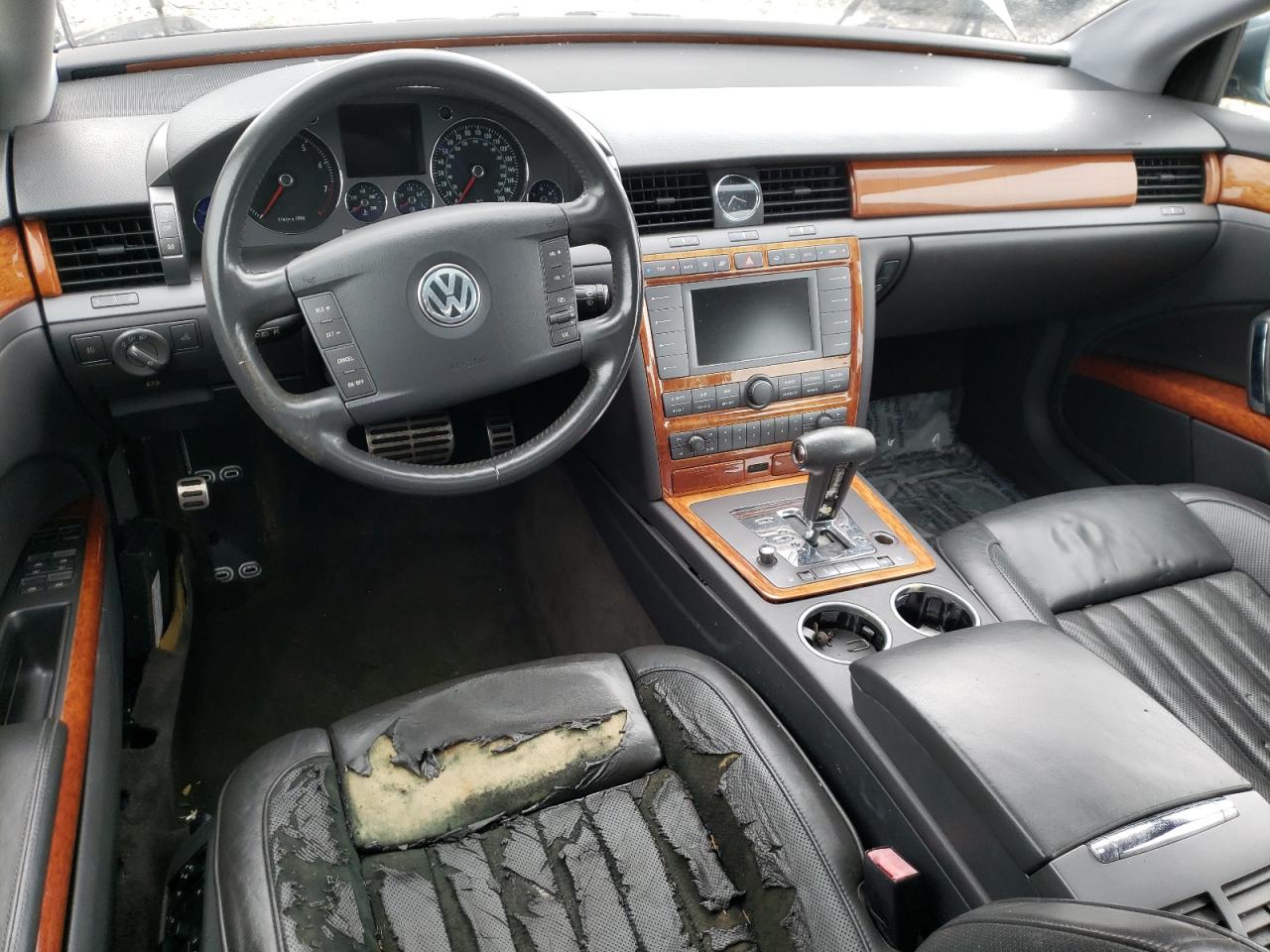 WVWAF63D948008674 2004 Volkswagen Phaeton 4.2