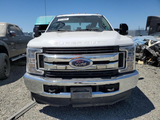 1FT8W3BTXKEF87257 Ford F350 Super Duty
