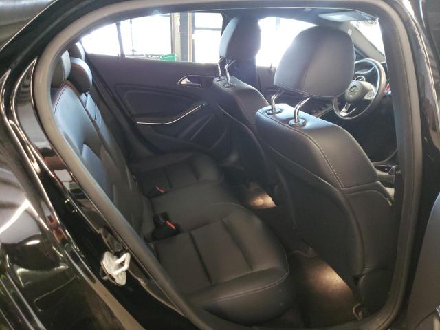 WDCTG4GB8HJ315801 Mercedes-Benz Gla 250 4matic