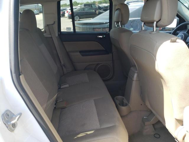 1C4NJCBA4ED552305 Jeep Compass Sport