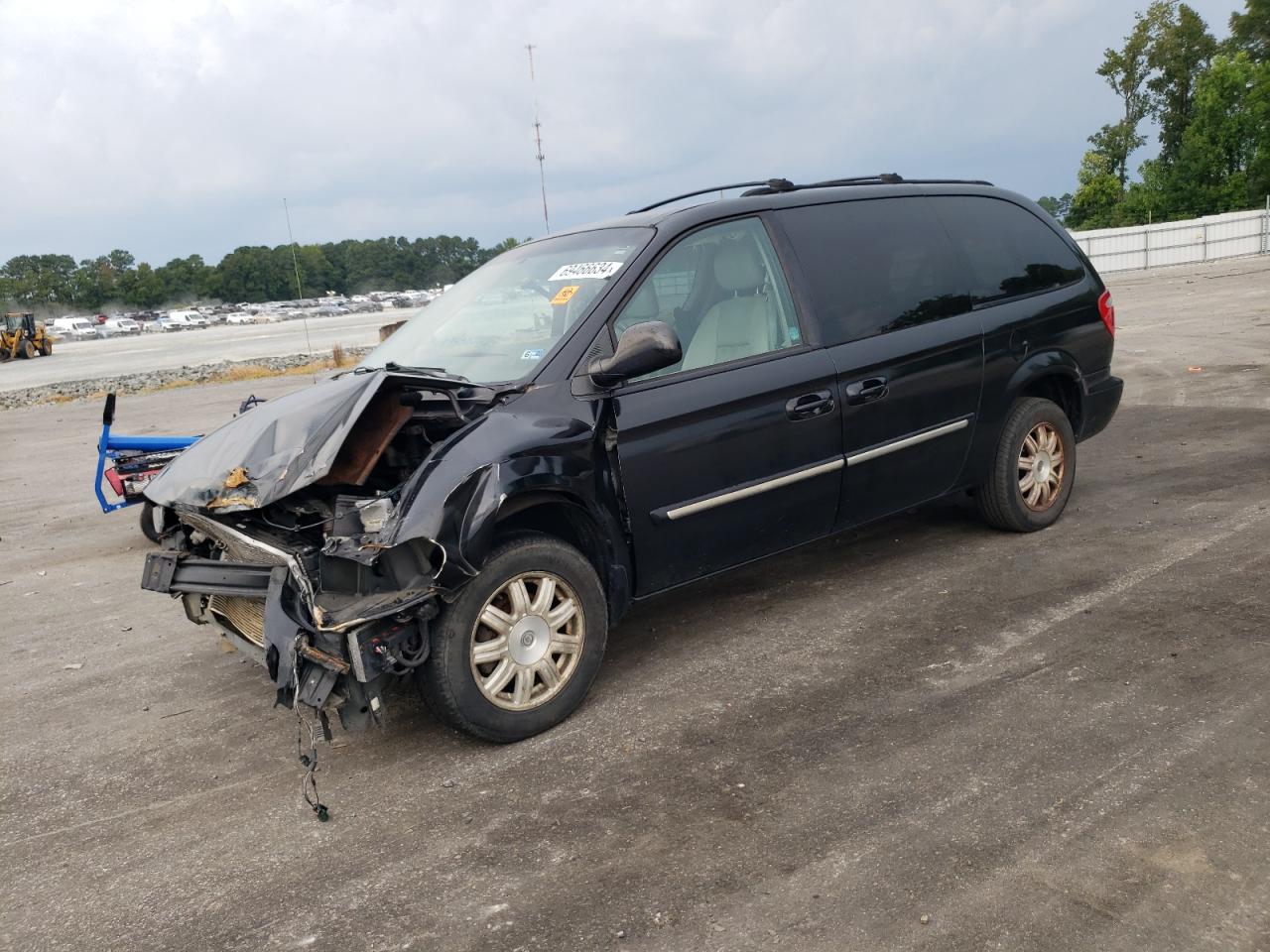 Lot #2893229710 2006 CHRYSLER TOWN & COU