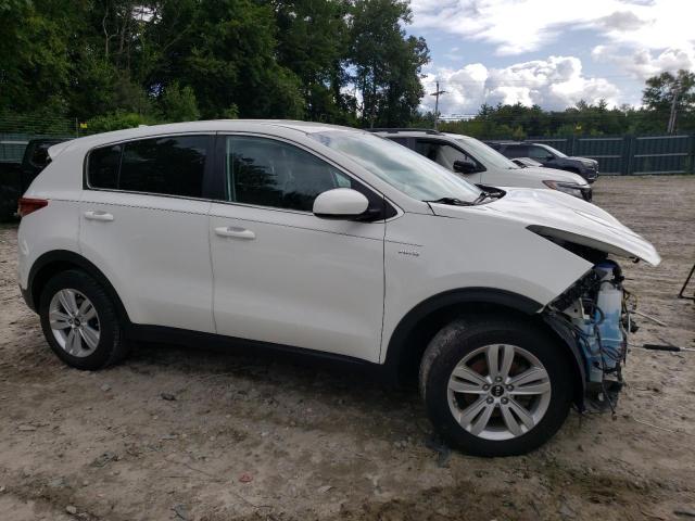 VIN KNDPMCAC1H7257524 2017 KIA Sportage, LX no.4