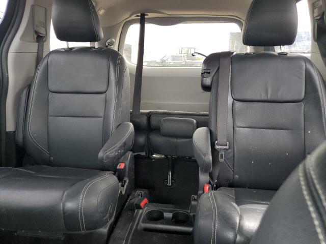 2016 TOYOTA SIENNA SE 5TDXK3DC2GS704318