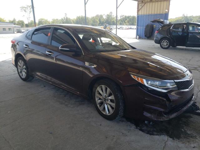 VIN 5XXGT4L34JG266401 2018 KIA Optima, LX no.4