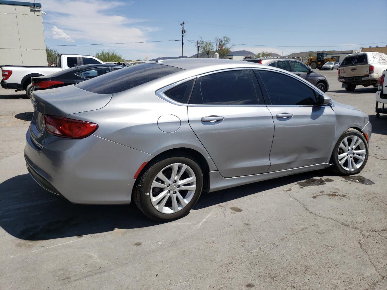 CHRYSLER 200 LIMITE 2015 silver sedan 4d gas 1C3CCCAB2FN732765 photo #4