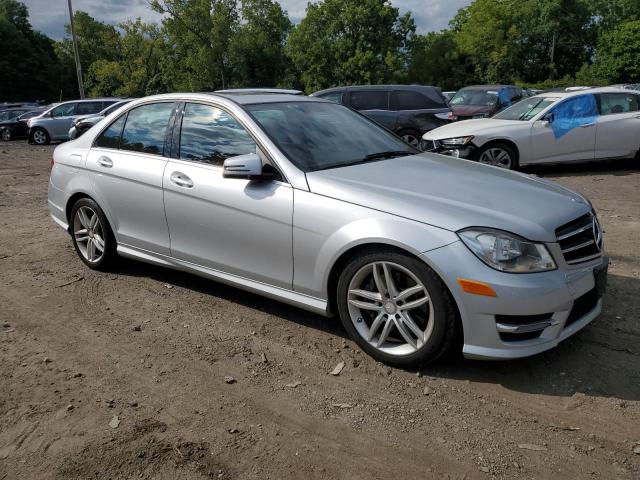 VIN WDDGF8AB4EA939381 2014 Mercedes-Benz C-Class, 3... no.4