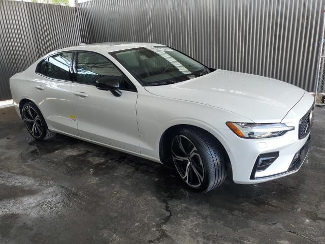 7JRL12FL5RG307130 Volvo S60 Plus Plus 2024