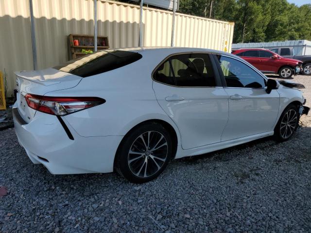 VIN 4T1B11HK1JU560357 2018 Toyota Camry, L no.3