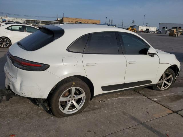 VIN WP1AA2A50LLB10183 2020 Porsche Macan no.3