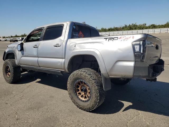 VIN 5TFCZ5AN0JX135238 2018 Toyota Tacoma, Double Cab no.2