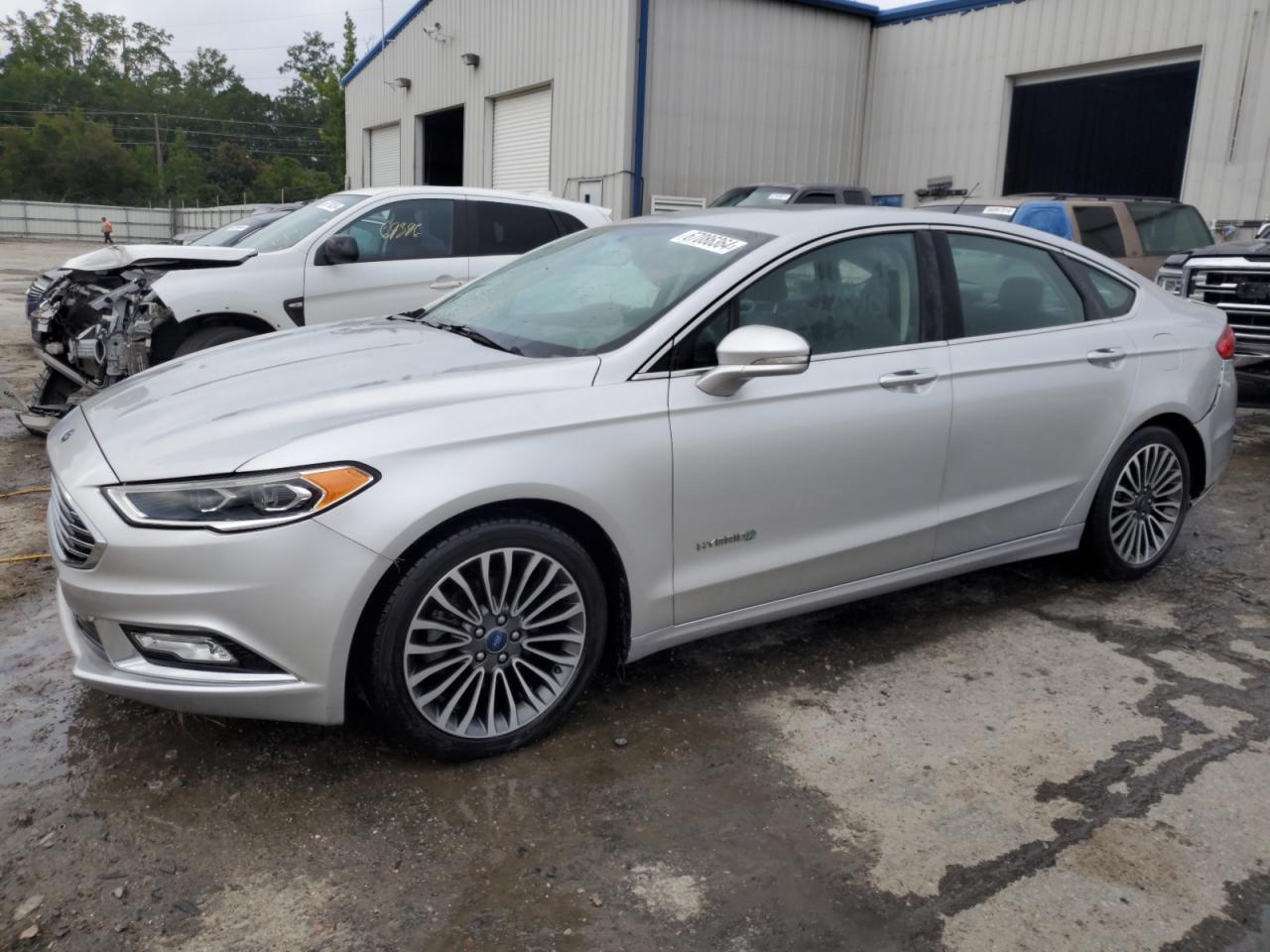 Lot #2823916096 2017 FORD FUSION TIT