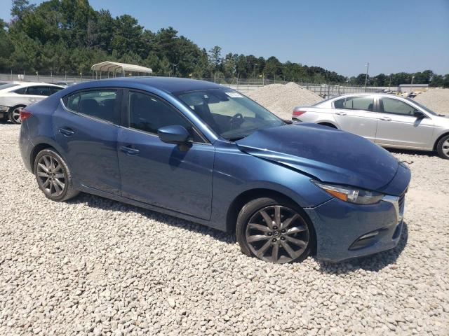 VIN 3MZBN1V3XJM170736 2018 Mazda 3, Touring no.4