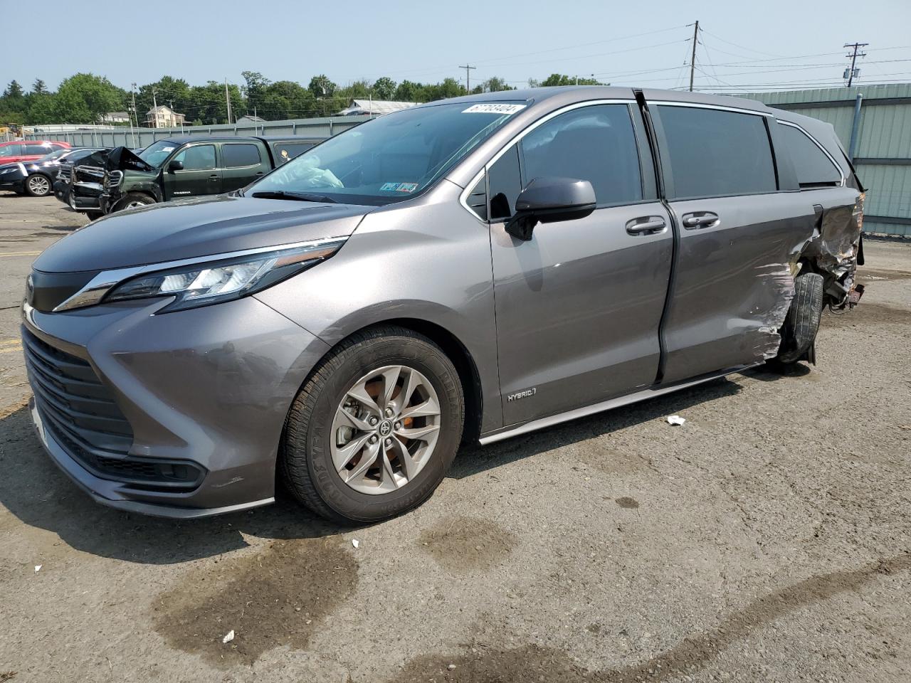 Lot #2989147766 2021 TOYOTA SIENNA LE