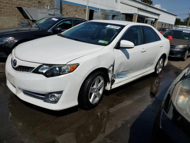 VIN 4T1BF1FK9EU828663 2014 Toyota Camry, L no.1