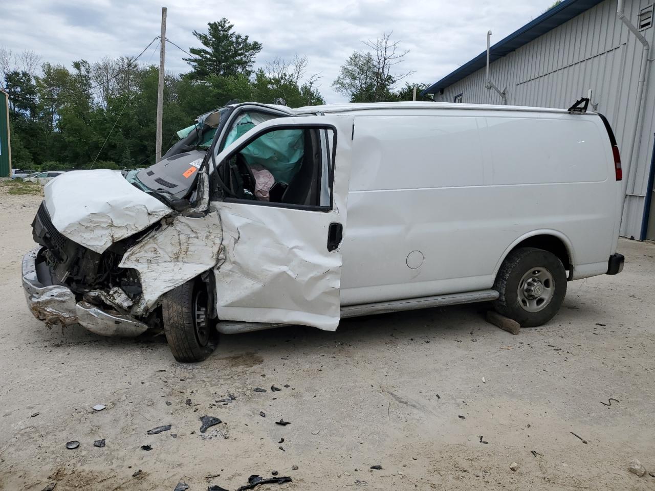 Lot #2826224741 2020 CHEVROLET EXPRESS G2