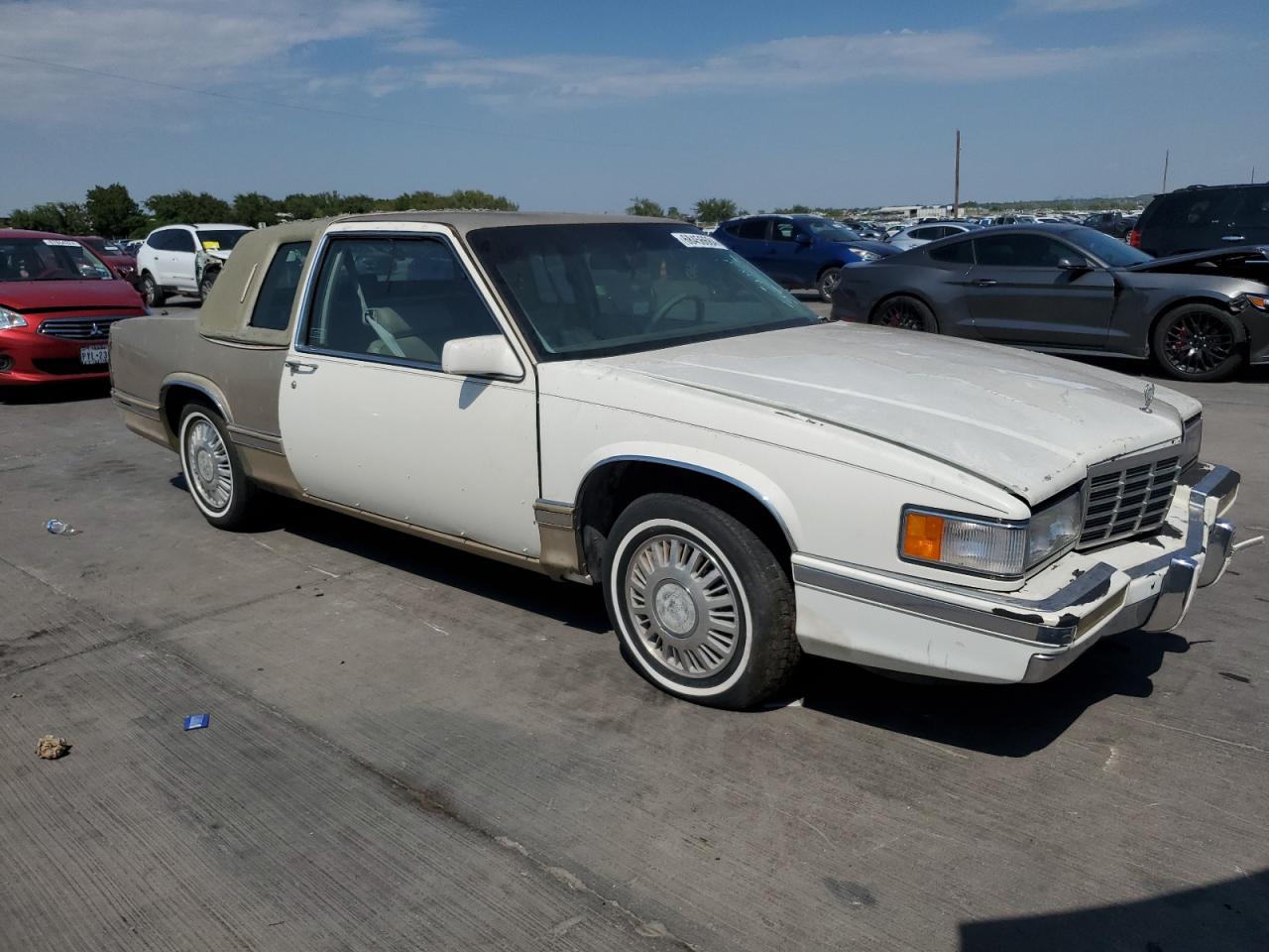 Lot #3040702775 1992 CADILLAC DEVILLE