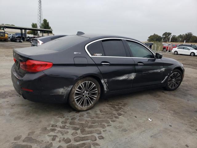 VIN WBAJA9C57JB032735 2018 BMW 5 Series, 530E no.3